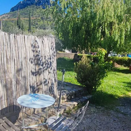 Studio Au Coeur De Buis-Les-Baronnies Exterior foto